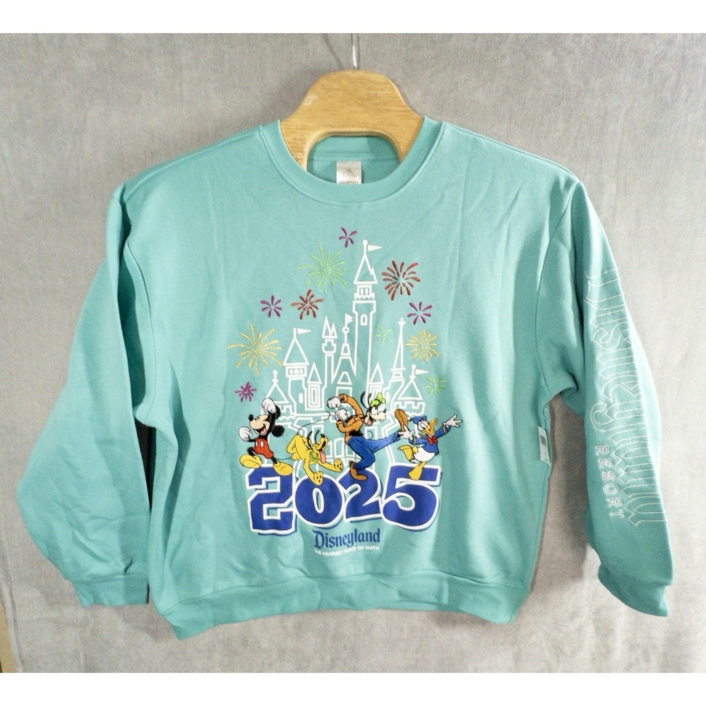 NWT Disney Vacation Club 2025 Mickey & Friends XL  Turquoise Sweatshirt